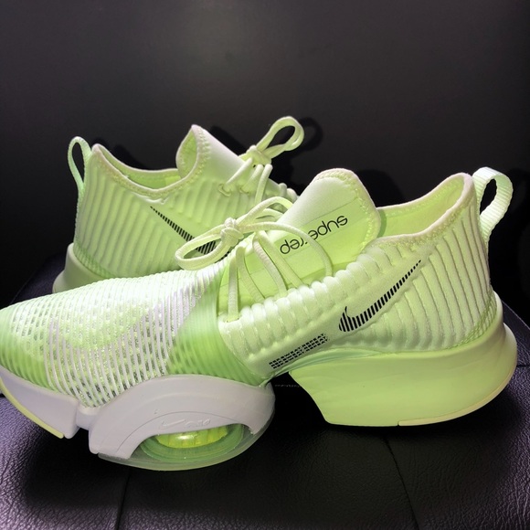 Nike Superrep HIIT Sneakers Women’s 8.5, Barely Volt, New, Never Worn - Picture 8 of 9